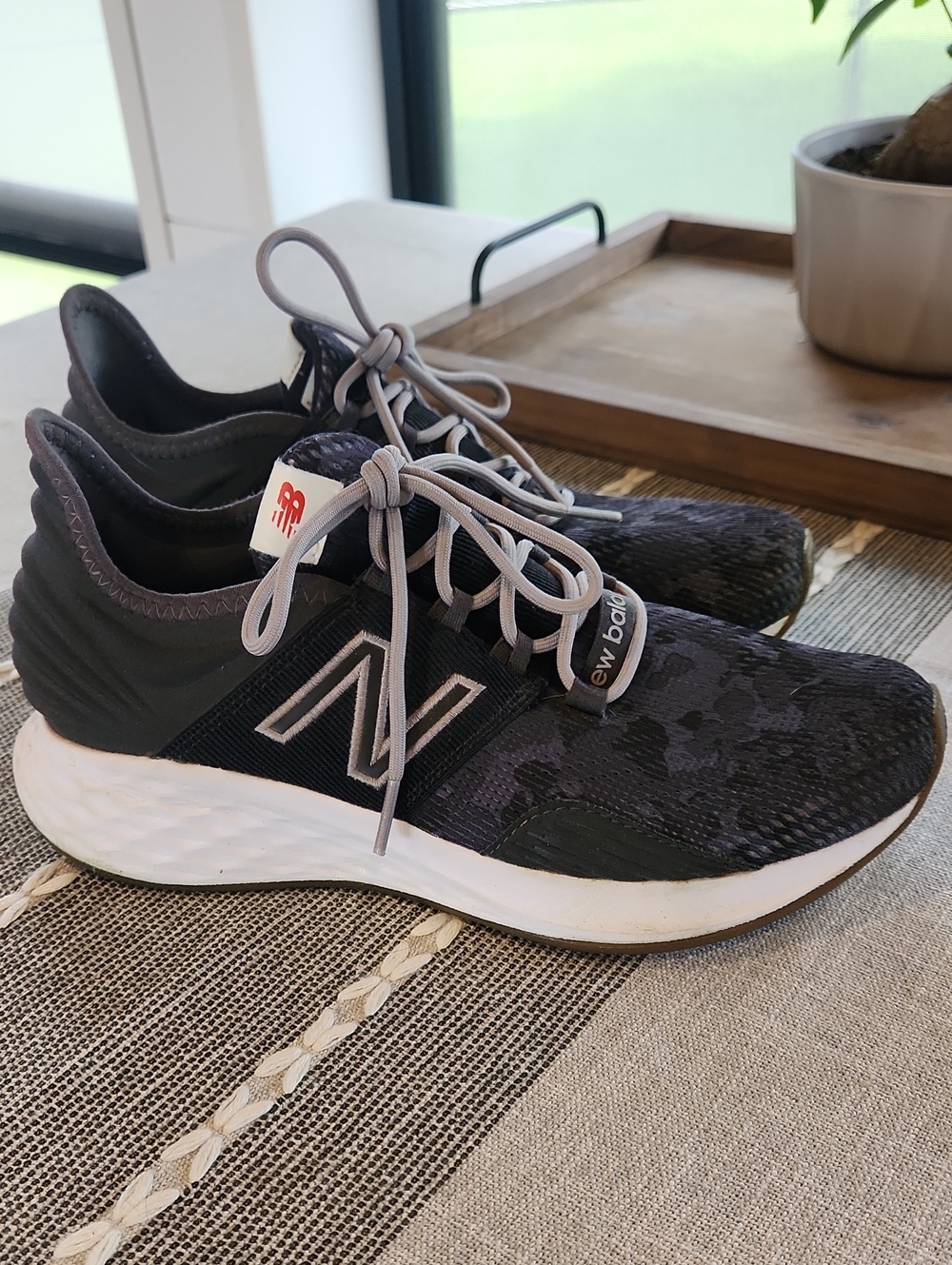 New Balance Black & Gray Athletic Sneakers